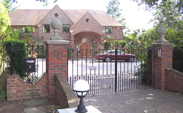 Residential steel electric gate